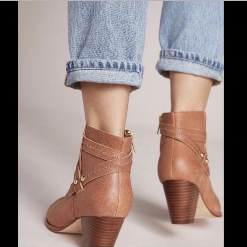 Anthropologie Leath Side Buckle Brown Leather Ankle Booties NWT Size 7